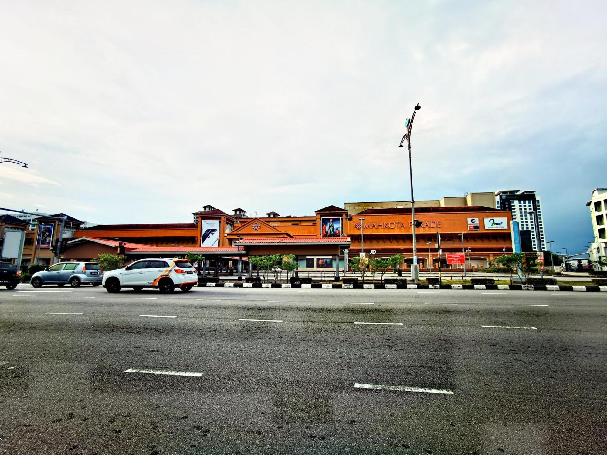 Bandar Melaka Family Bungalow Private Pool Bbq Wifi Netflix ภายนอก รูปภาพ