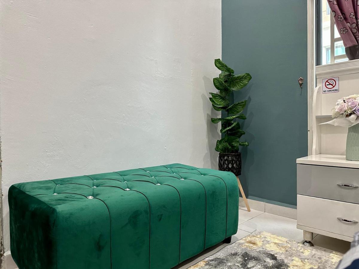 Bandar Melaka Family Bungalow Private Pool Bbq Wifi Netflix ภายนอก รูปภาพ